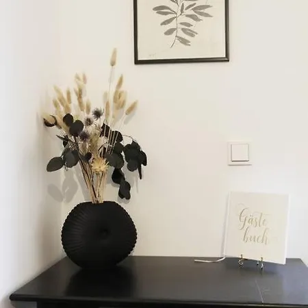 Secret Hideaways Asia Mit Sauna Nahe Uni L Messe L Flughafen Apartament